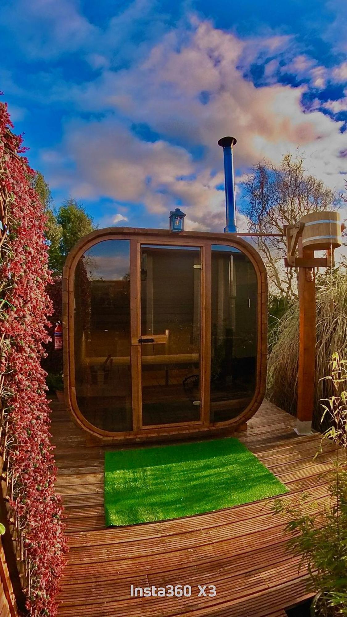 Alices Garden Two Acampamento York